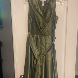 Jessica Howard Olive Green Midi Dress